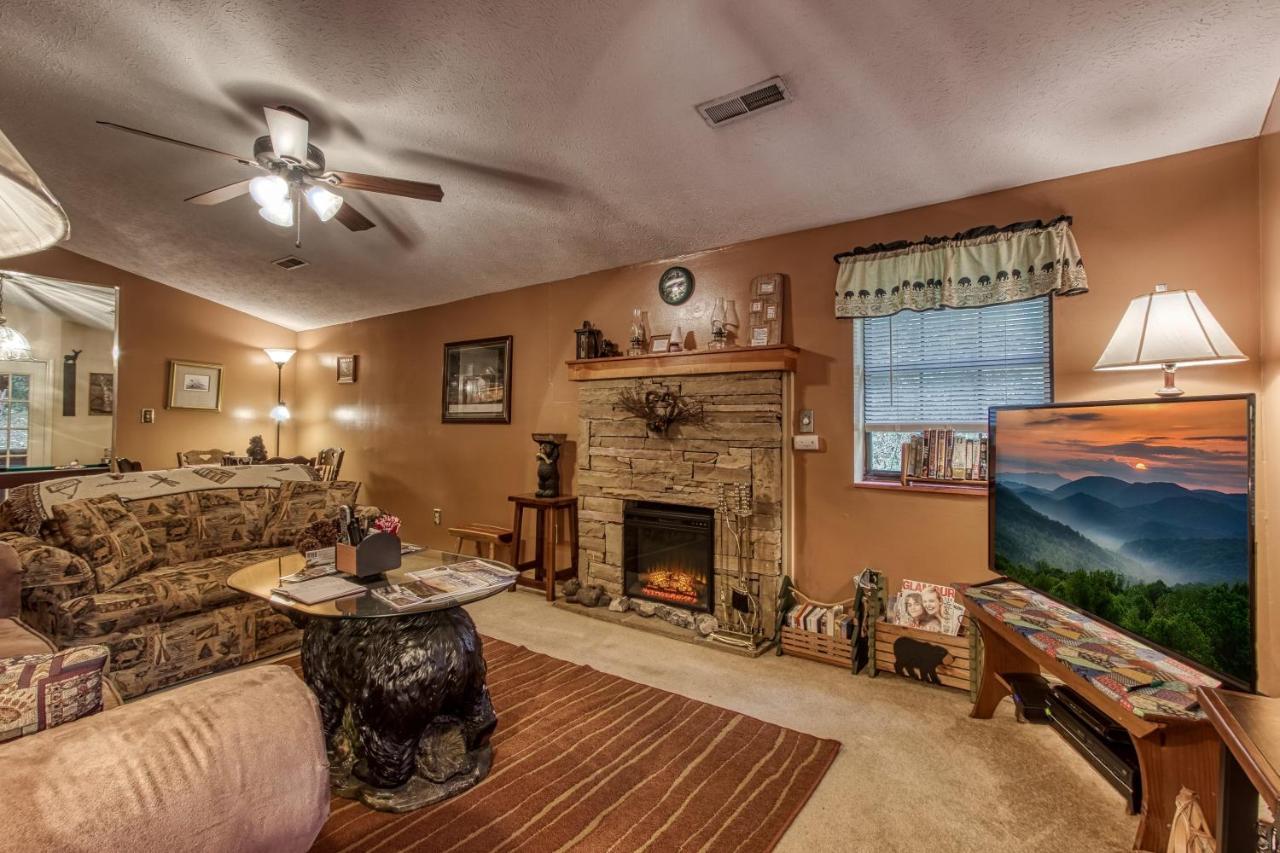 Cozy Creek Cabin Pigeon Forge Exterior foto