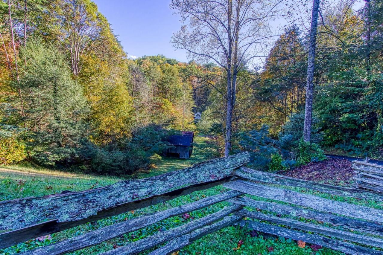 Cozy Creek Cabin Pigeon Forge Exterior foto